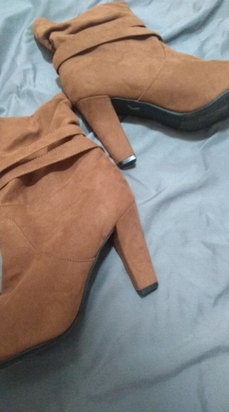 Express Mid-Calf Boot - Picture 7 of 9